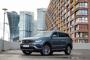 Официальный дилер Geely в Ижевске продал машину с повреждениями за 3,58 млн