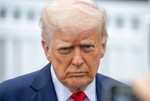 Опрос: Более половины американцев недовольны Трампом