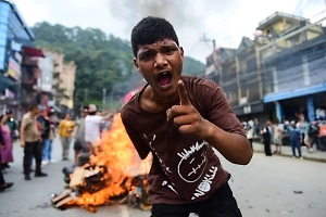 Участники беспорядков в Непале заявили о переходе власти под их контроль
