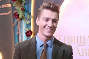 Воробьёв вместе с корги Моцартом вернулся на уцелевшую при пожарах виллу в Калифорнии