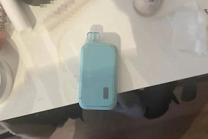 Тело школьницы рядом с вейпом нашли в туалете в Улан-Удэ