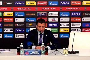 Тренер СКА Ротенберг затроллил журналистов при помощи будильника