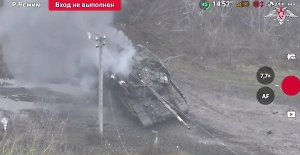 Наш дрон превратил в пепел танк ВСУ под Курском, Минобороны показало видео
