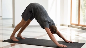 Мужчинам назвали три позы в йоге для крепкой потенции