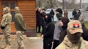 Раскольники вместе с полицейскими захватили храм УПЦ на западе Украины