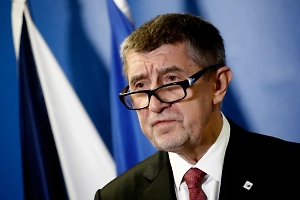 Премьер Чехии отказался предоставлять гарантии по кредитам для Киева