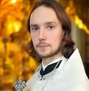 Церковь оценивает не саму технологию, а то, как человек её использует. ИИ — это инструмент, как молоток или компьютер. Молотком можно построить храм, а можно разбить витрину. Так и с нейросетями: они могут помогать в образовании, медицине, творчестве, но могут служить и для обмана, клеветы, создания ложной информации.