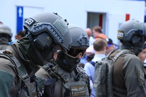 Полиция Мюнхена наткнулась на мины-ловушки в доме, где были стрельба и взрывы