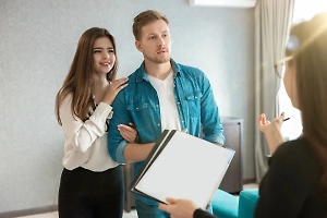 Россияне потребуют скидки на вторичку из-за «эффекта Долиной», считает бизнес-эксперт