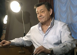 «Цеплялся за жизнь»: Актёр Яцко рассказал о визитах Караченцова в театр после аварии