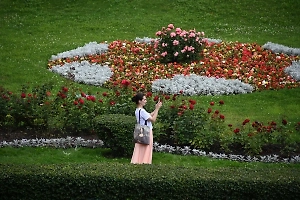Майонезный зажор против прогулок: В Госдуме предложили сократить новогодние каникулы ради длинных майских
