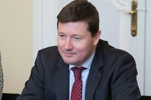 «Головная боль для Урсулы»: В ЕС опасаются возвращения «серого кардинала» Европы