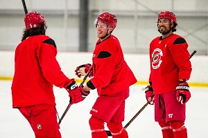 Никишин повторил рекорд клуба «Каролина» в НХЛ среди новичков