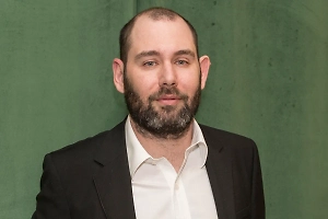 Бард Семён Слепаков* заработал за концерт в Лондоне 50 млн на обмане фанатов