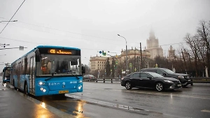 Мострансавто: Обломки БПЛА ВСУ попали в автобус с пассажирами в Подмосковье