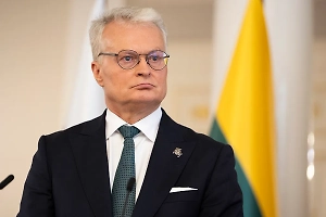 Президент Литвы угрожает ограничить транзит в Калининград
