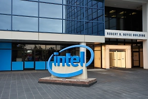  Intel уволила 35,5 тыс. сотрудников и урезала расходы на разработки
