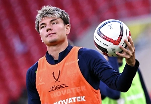 Футболист Мостовой вышел на связь после попытки похищения в Петербурге