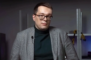 Пока дело Казакова — это череда громких заявлений без судебных решений. Но любая из сторон рискует, если слова не подтвердятся доказательствами. В итоге решающим станет не сюжет в эфире, а экспертизы, протоколы и подписи следователей. Всё остальное останется на уровне эмоций.