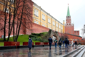 От климатического безумия до бабьего лета: Погода в ноябре 2025 в Москве и других городах России