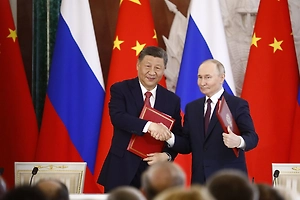 Си Цзиньпин и Путин обменялись поздравлениями с наступающим Новым годом