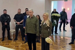 Первый продюсер Shaman раскрыл, почему свадьба певца с Мизулиной прошла в Донецке