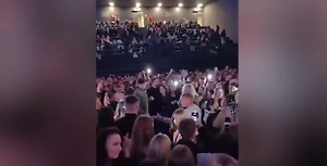 Украинцы на русском спели песни Лободы на границе, а на её концерте в Кишинёве — подрались