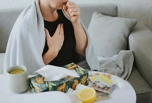 Кашель и озноб — не простуда? Роспотребнадзор перечислил симптомы пневмонии