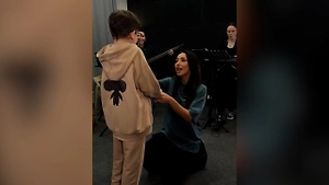 Алсу опубликовала видео с повзрослевшим сыном Рафаэлем