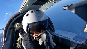 Российский пилот МиГ-31 раскрыл, что вербовщика на угон самолёта выдал украинский говор