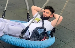 Комик Рустам Рептилоид и его отец вышли из компании «Звезда» после суда