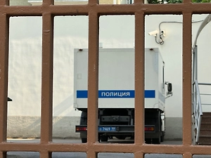 Наложен арест на три компании детей депутата Госдумы Дорошенко