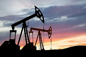 ОПЕК+ увеличит добычу нефти в декабре на 137 тысяч баррелей