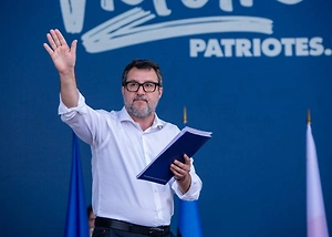 Вице-премьер Италии усомнился в необходимости новых поставок оружия Украине