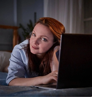 Пряник и кнут (либидо и мортидо) — любят, когда довольны, дают кнута, когда что-то пошло не так. Такой ребёнок быстро учится понимать, «что такое хорошо и что такое плохо» — у него выстроены схемы, как сделать так, чтобы женщина была довольна, как сделать так, чтобы отца не опозорить, а в последствии не получить наказание. Научившись в своей семье, мальчик вырастает в прекрасного мужа и отца семейства.