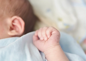 17-летняя студентка родила и бросила младенца в туалете общежития колледжа в Забайкалье