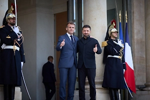 Лавров в шутку указал на «‎магию чисел» Зеленского в сделке с Макроном на 100 Rafale