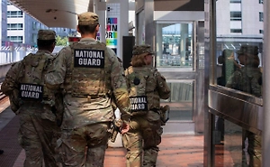 Трамп: Нацгвардейцев у Белого дома расстреляли в упор из засады