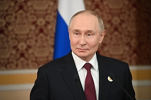 Полёт на самолёте и кимоно от президента: Путин исполнил мечты двух детей, обратившихся на прямую линию