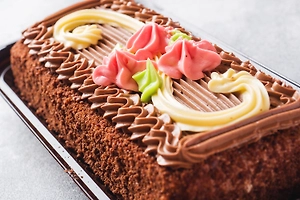 Секрет того самого торта «Сказка»: почему крем не растекается, а бисквит нежный