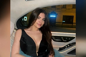 Внучка Боярского отпраздновала 27-летие дерзким фото в нижнем белье
