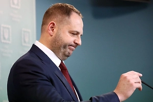 Рогов объяснил, ради чего Зеленский предал Ермака