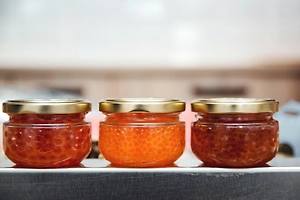 Осторожно, суп: Россиян предупредили о продавцах поддельной икры к Новому году