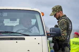 Погранслужба Польши сообщила о наплыве украинских мужчин-беженцев