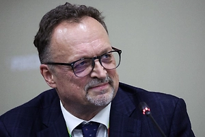 Комментатор Гусев одобрил возвращение пива на стадионы для болельщиков