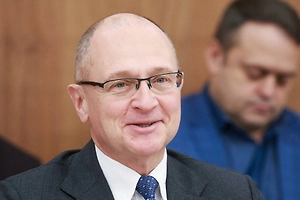 Кириенко снял с «Ёлки желаний» три детских мечты. Что загадали Арсен, Даша и Диана — удивило даже его