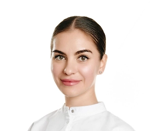 Главное правило зимы: меньше агрессии — больше восстановления. Четыре шага — мягкое очищение, глубокое увлажнение, питание и точечные профессиональные процедуры — создают работающую систему, в которой кожа восстанавливается быстрее, дышит легче и выглядит здоровее