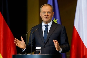 Туск обратился к «дорогим американским друзьям» с напоминанием об «общих врагах»