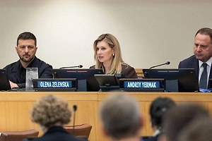 В Раде заявили об охоте Зеленского на изгнанного экс-главу его офиса Ермака
