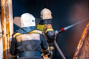 В центре Москвы произошёл пожар в жилом доме на Татарской улице